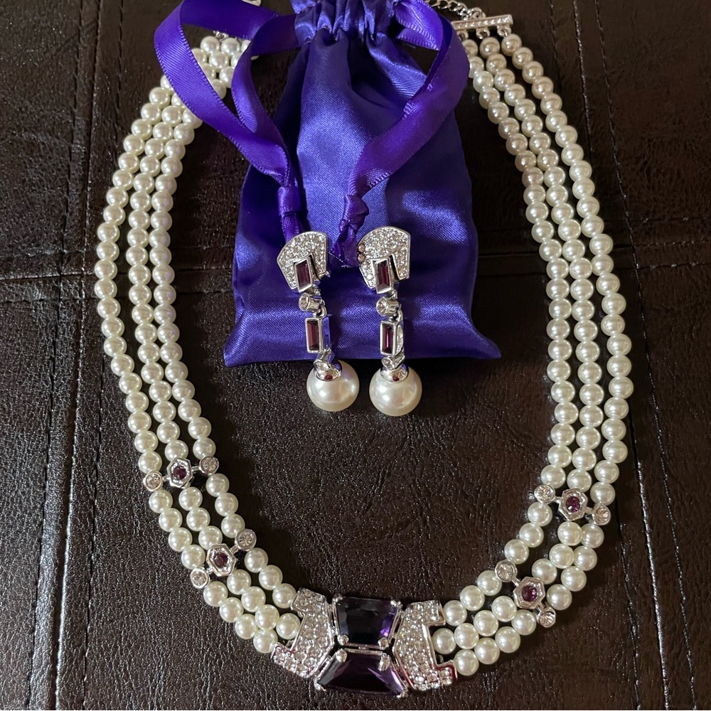February birthday Princess set 👑 pearl necklace & earring set